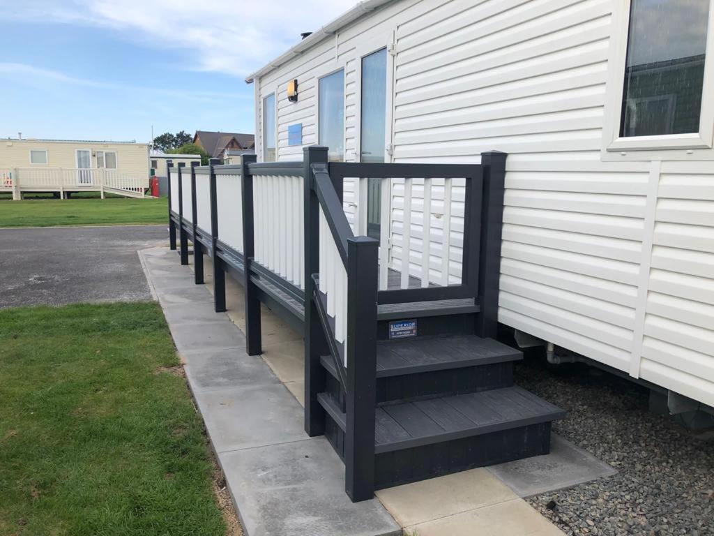 Pg177 Golden Palm Resort 8 Berth Caravan With Decking Chapel Saint Leonards Exterior foto
